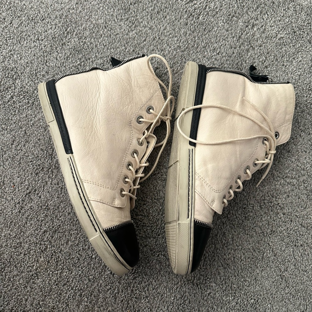 STUART WEITZMAN $435 ZIPIT Bone / Black Leather Cap Toe High Top Sneakers 10 m - Picture 4 of 7